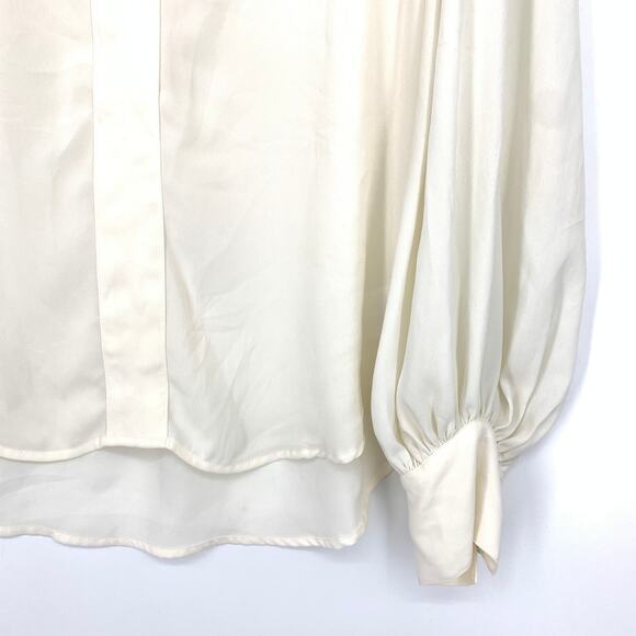 Express Blouse Womens Size Medium Cream Long Sleeve Button Detail V-Neck - Picture 4 of 6